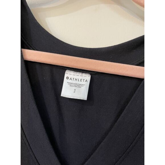 NWT Athleta Essence Away From Body Tee-Black-Size Small Open‎ Back or Twist Lulu - Picture 7 of 7